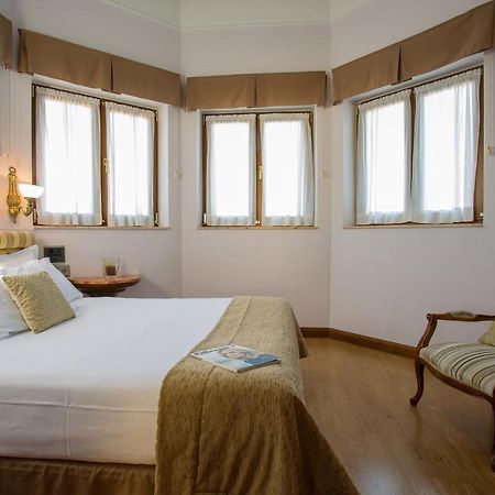 Ayre Hotel Alfonso II Oviedo Ngoại thất bức ảnh